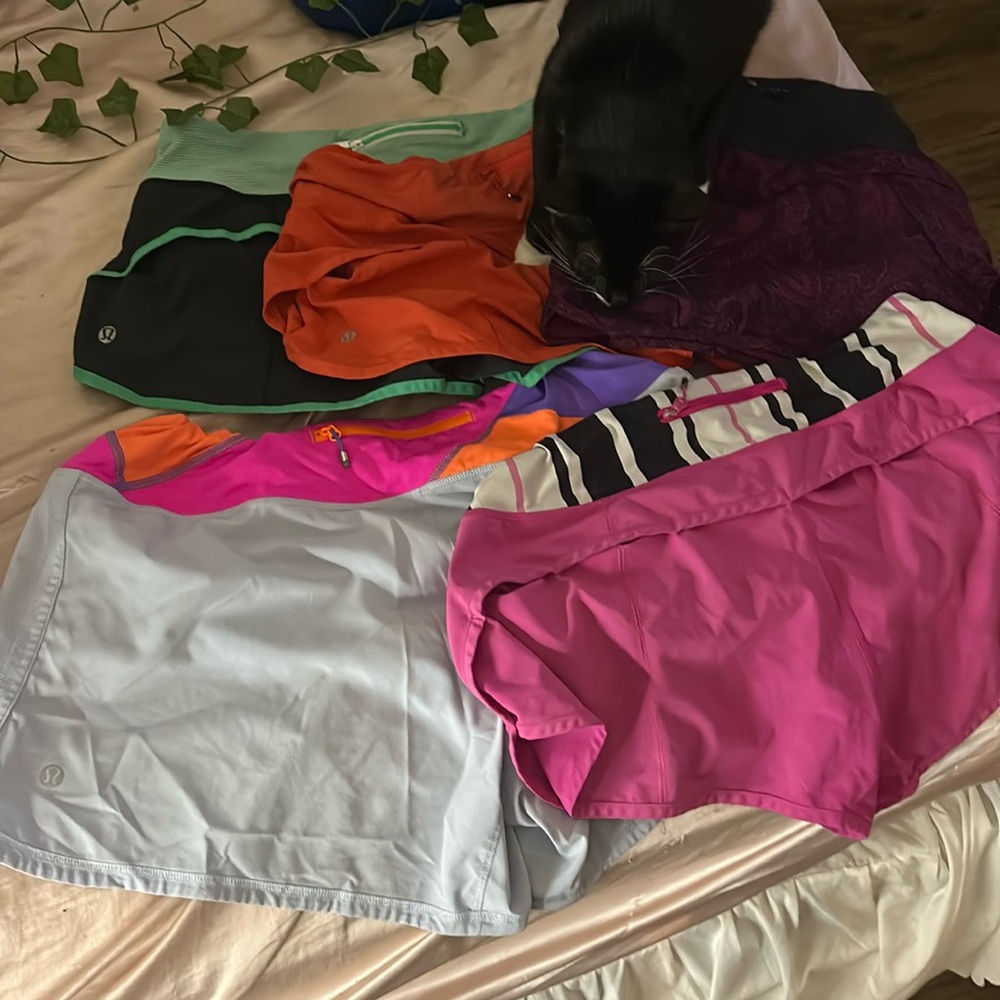 5 pairs of lululemon shorts